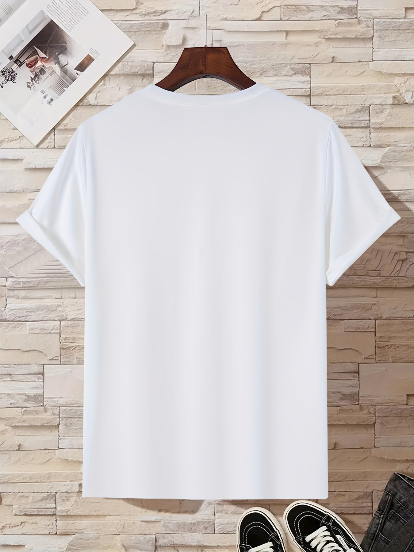 Men's Letter Print T-shirt, Round Neck Tee Casual Clothing, Spring And Summer